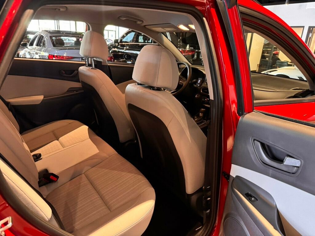Used 2022 Hyundai Kona SEL image 22