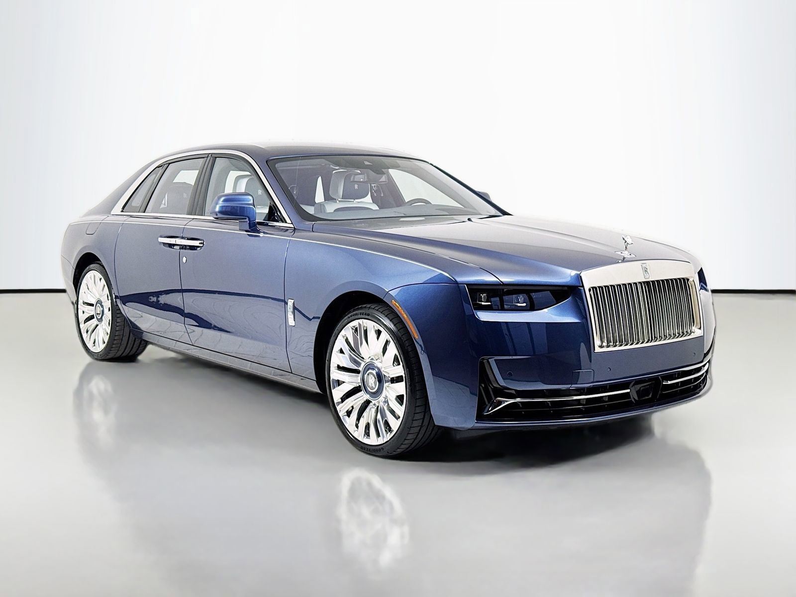 Certified 2026 Rolls-Royce Ghost AWD/4WD image 1