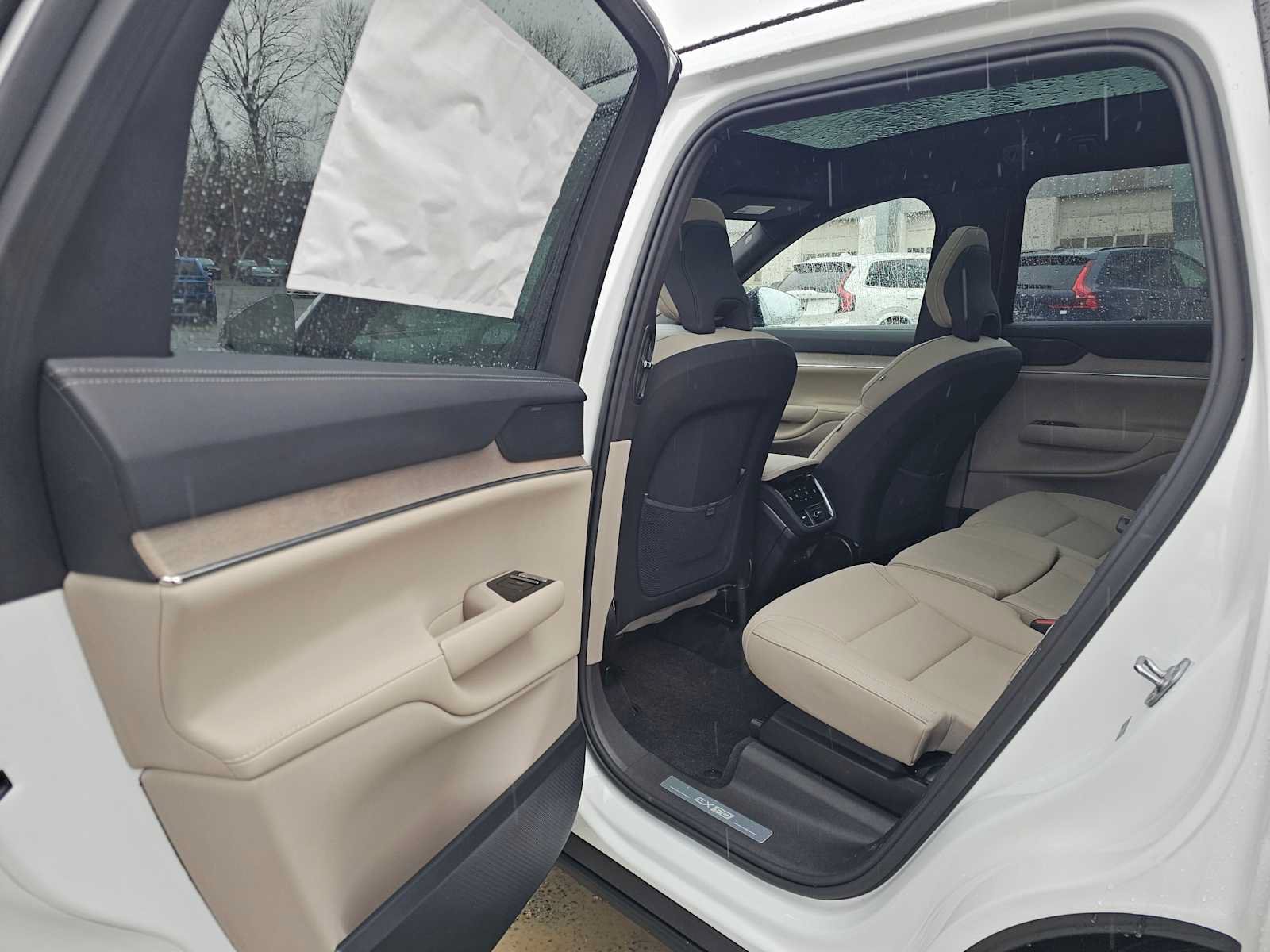 New 2025 Volvo EX90 Ultra AWD/4WD image 18