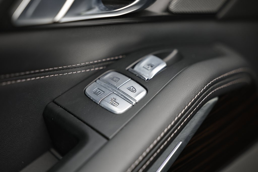 Used 2023 BMW X7 xDrive40i image 25