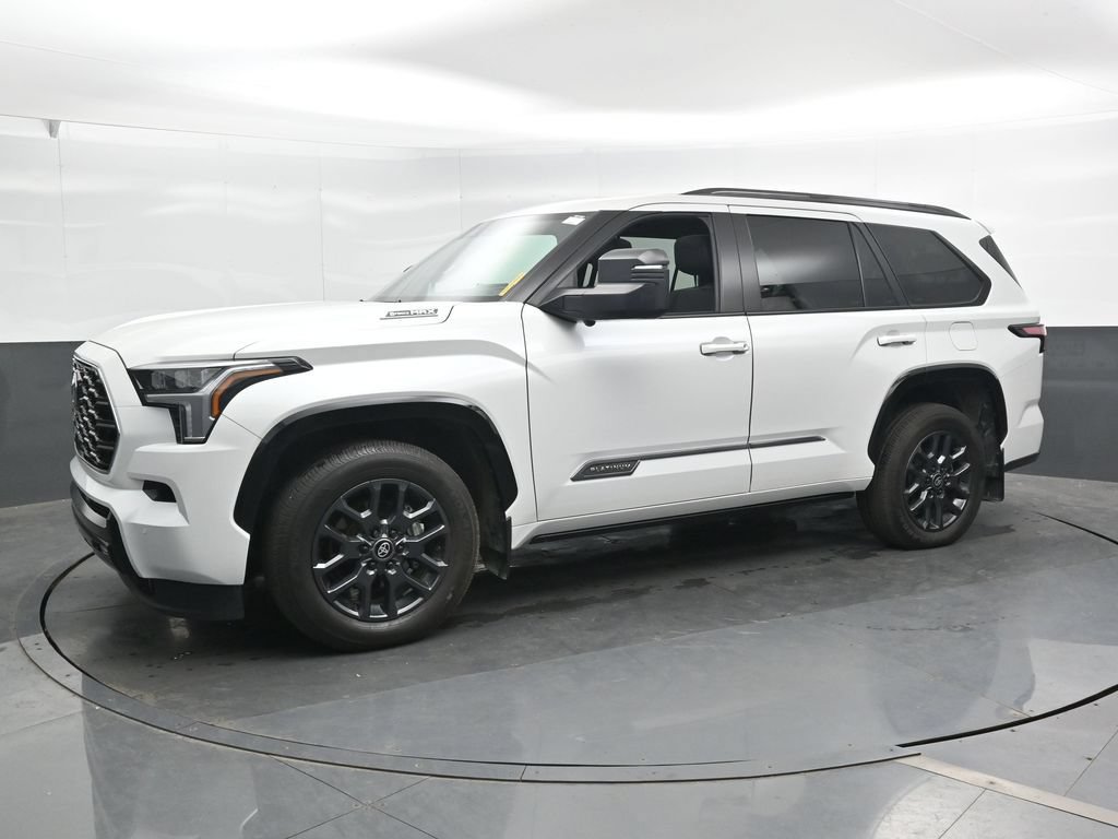 Used 2025 Toyota Sequoia Platinum AWD/4WD image 9