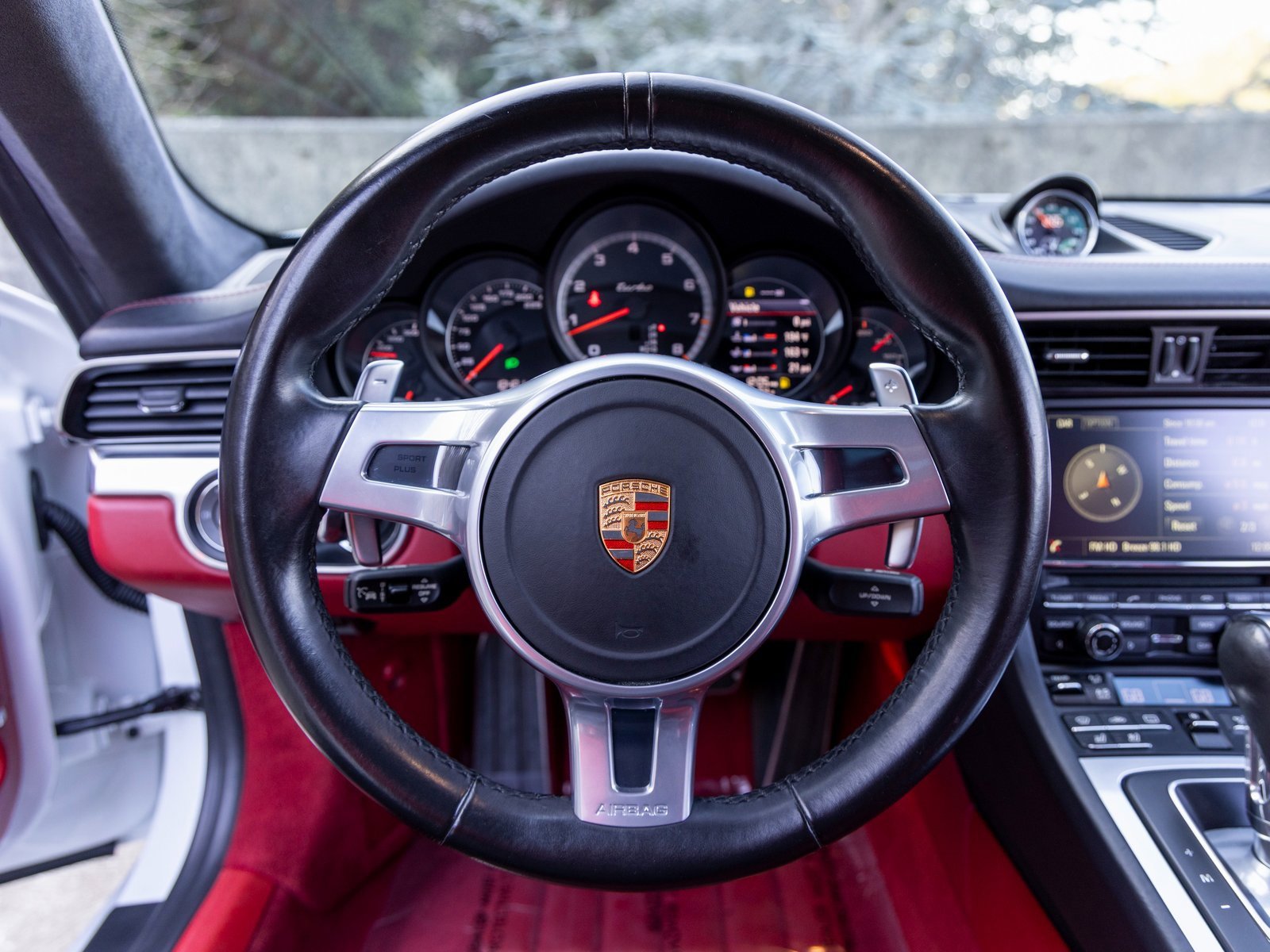 Used 2016 Porsche 911 Turbo image 34