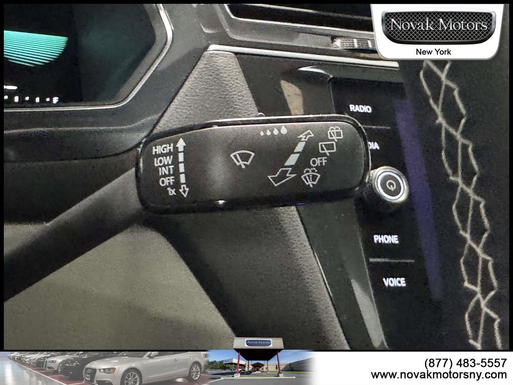 Used 2023 Volkswagen Tiguan SE R-Line AWD/4WD image 21