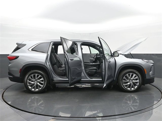 New 2026 Buick Enclave Preferred w/ LPO, Floor Liner Package image 59