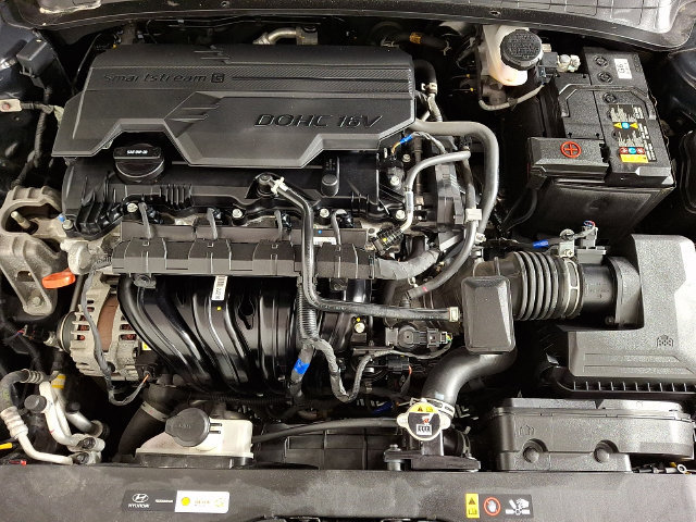 Used 2024 Hyundai Elantra SEL FWD image 27