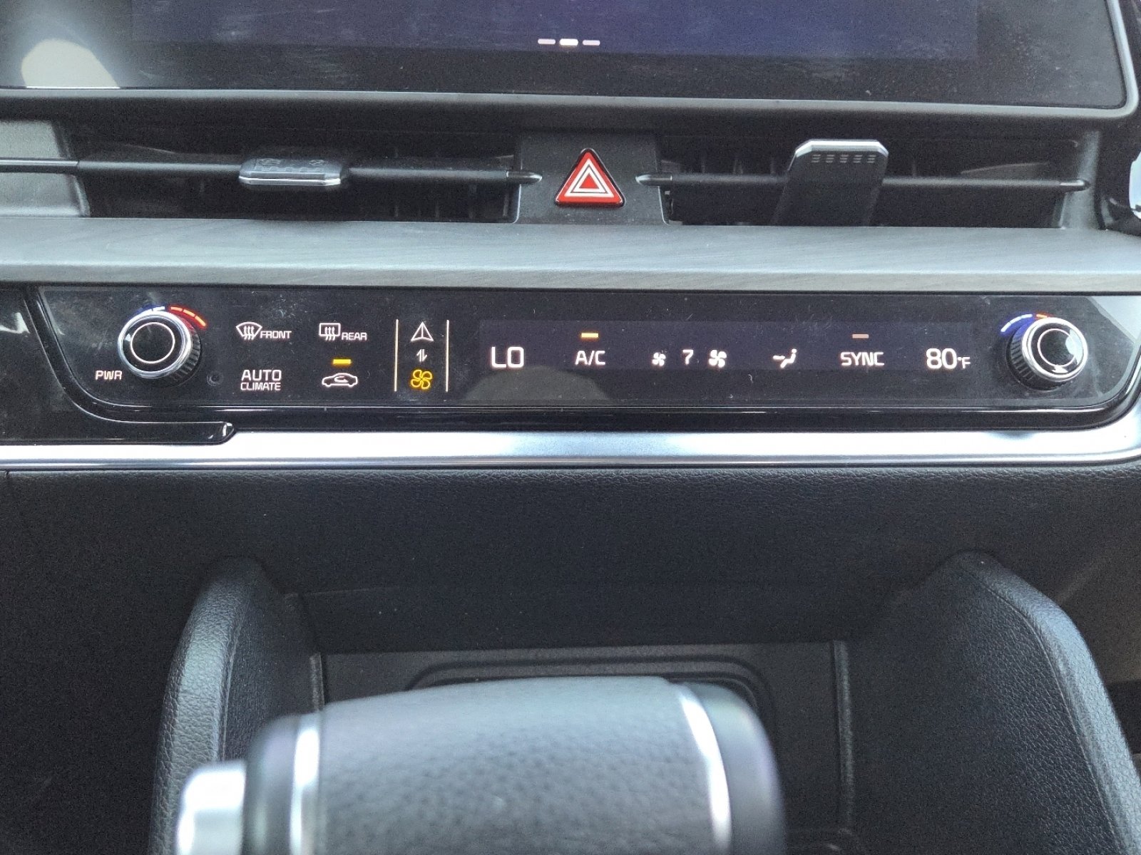 Used 2025 Kia Sportage X-Line w/ Premium Package image 31