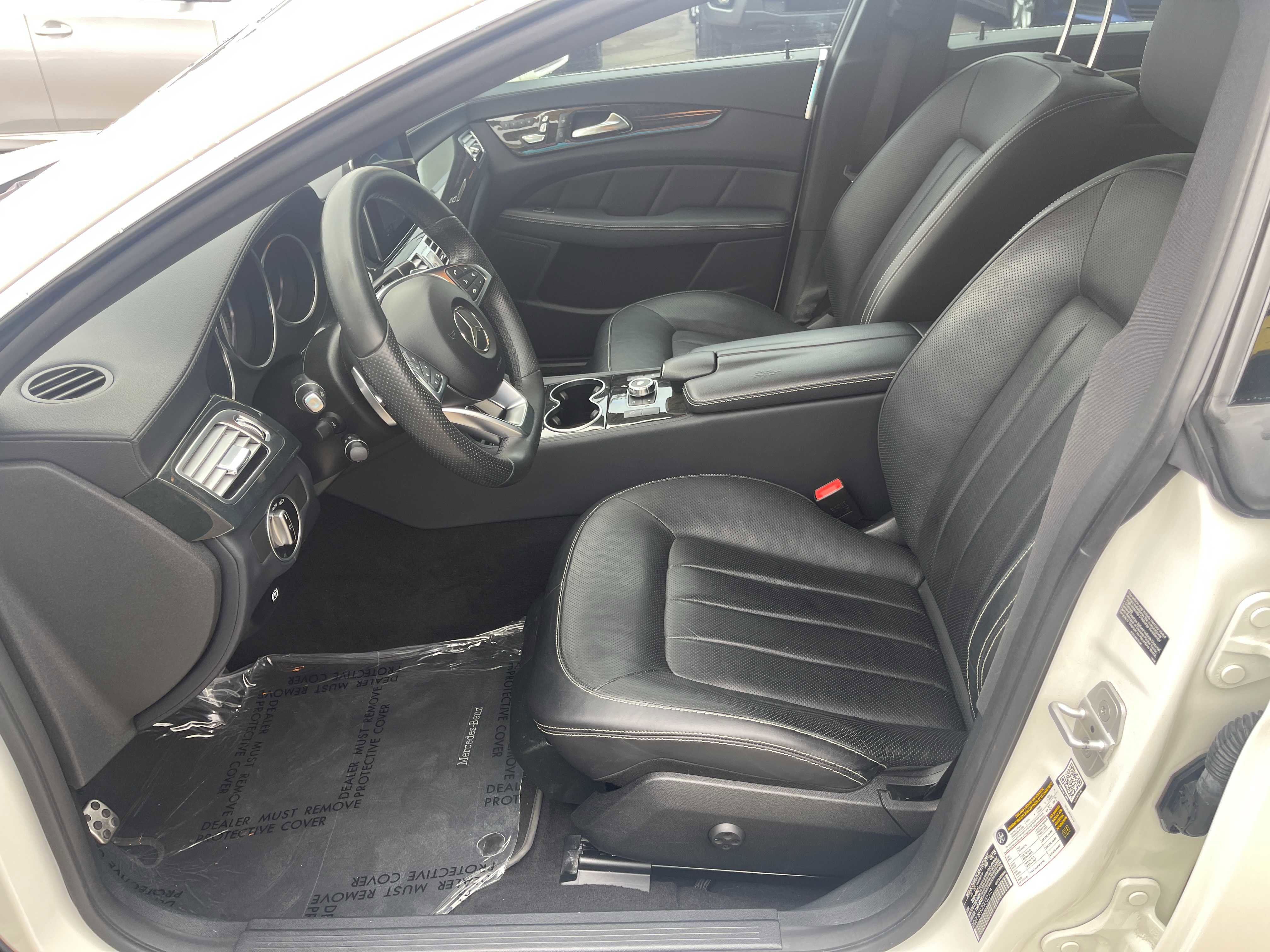 Used 2015 Mercedes-Benz CLS 400 w/ Premium 2 Package image 18
