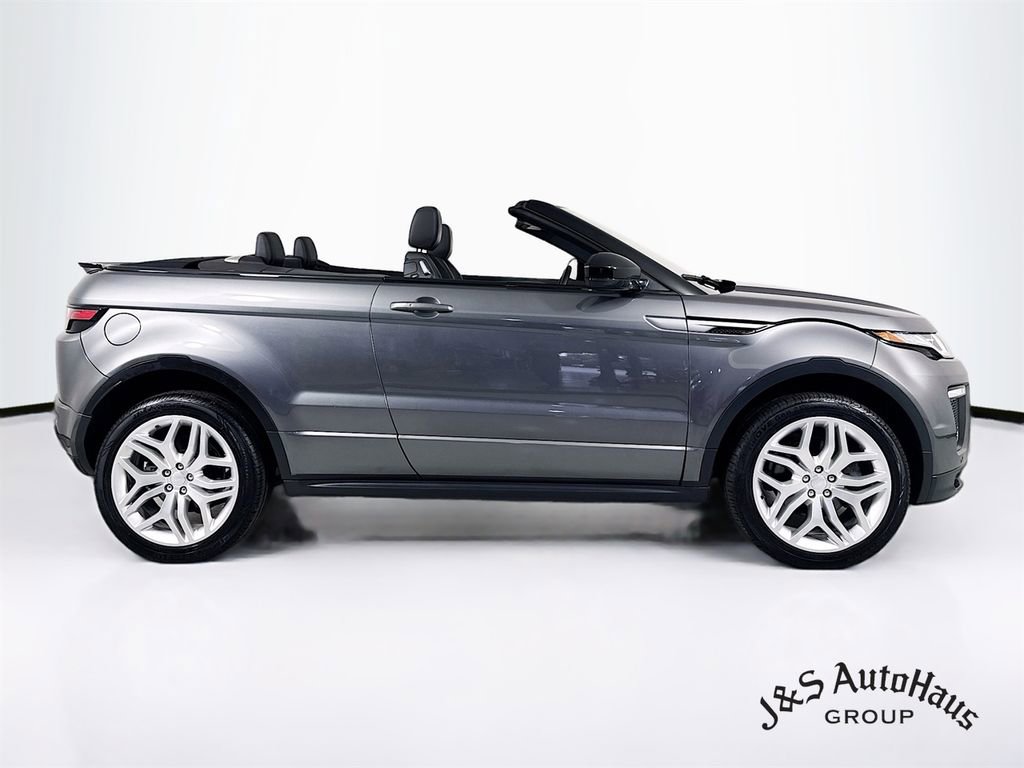 Used 2018 Land Rover Range Rover Evoque SE Dynamic image 8