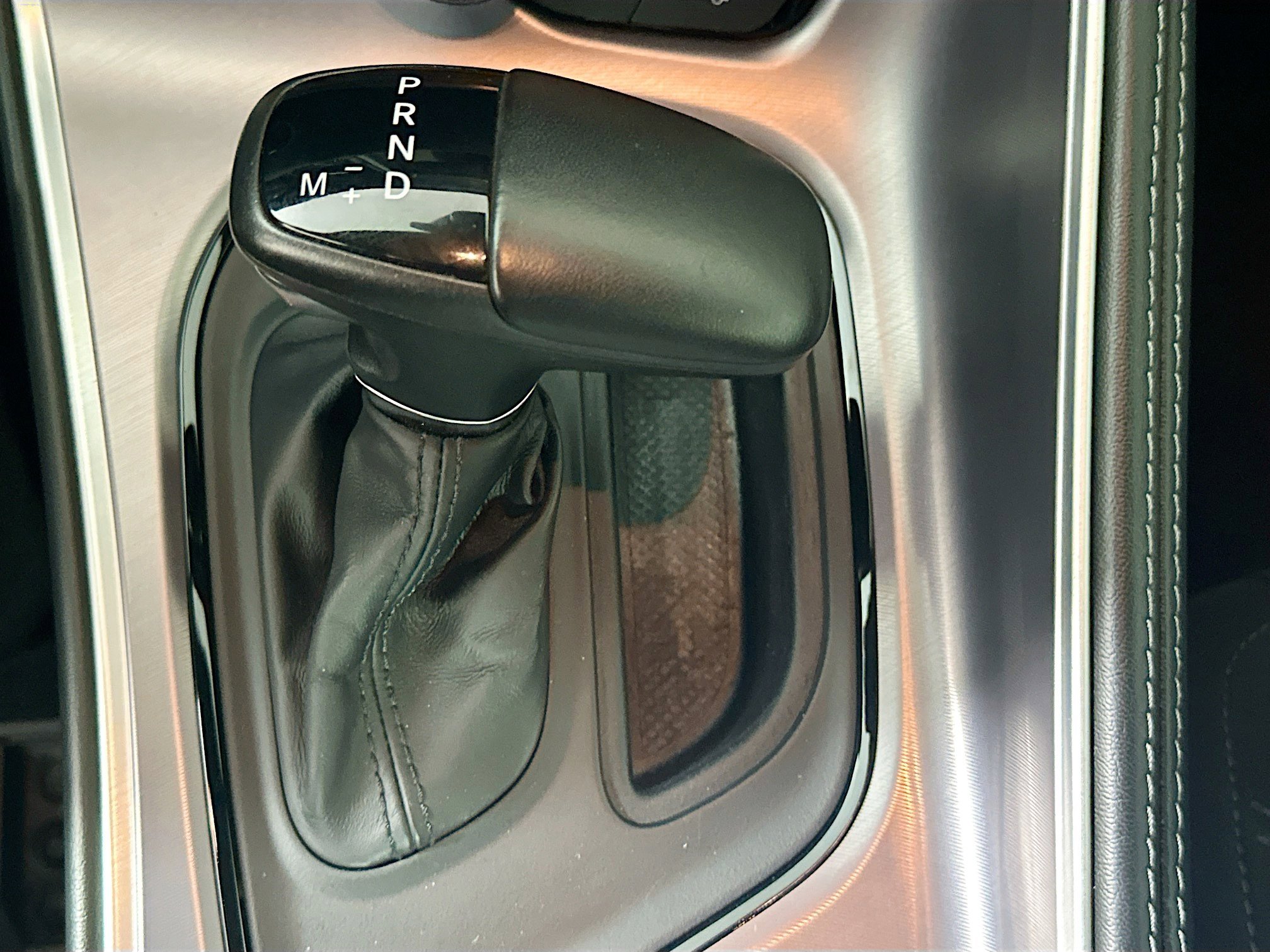 Used 2022 Dodge Challenger SXT w/ Blacktop Package image 24