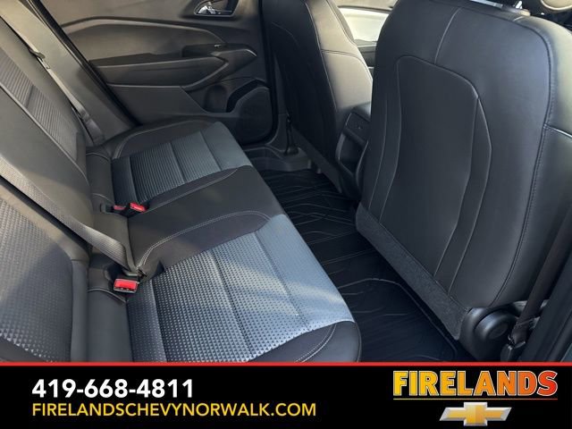 New 2026 Chevrolet Trax LT w/ Sunroof Package image 16