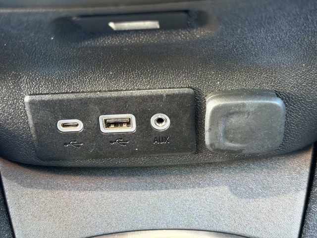 Used 2024 Chevrolet Malibu LT image 28