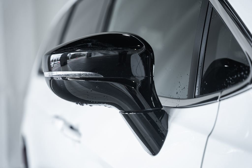 Used 2025 Chrysler Pacifica Select image 17