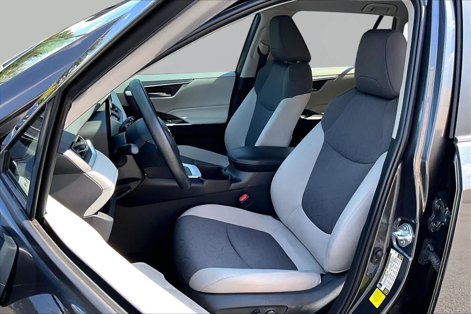 Certified 2024 Toyota RAV4 XLE AWD/4WD image 8