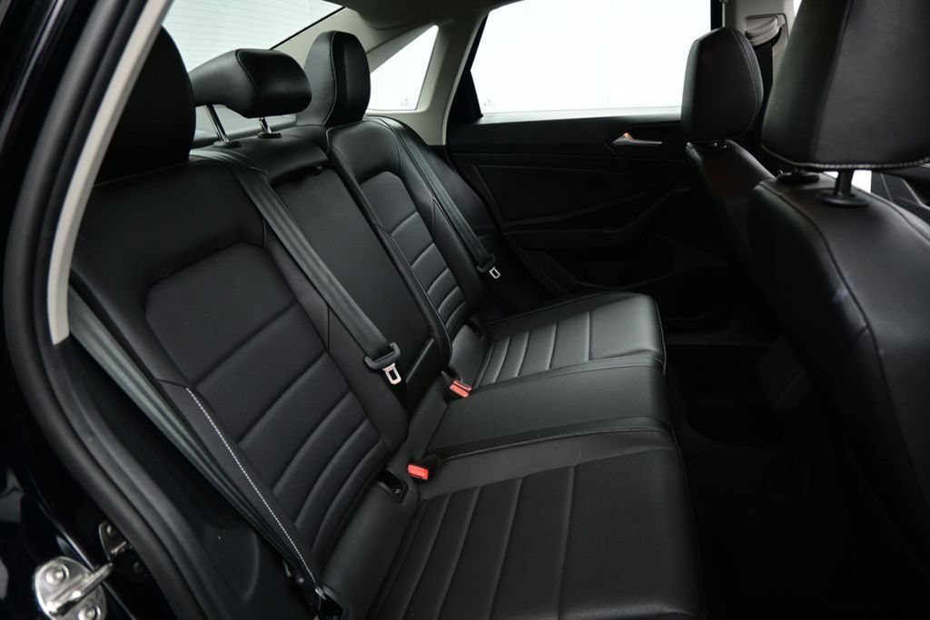 Used 2024 Volkswagen Jetta SE FWD image 30