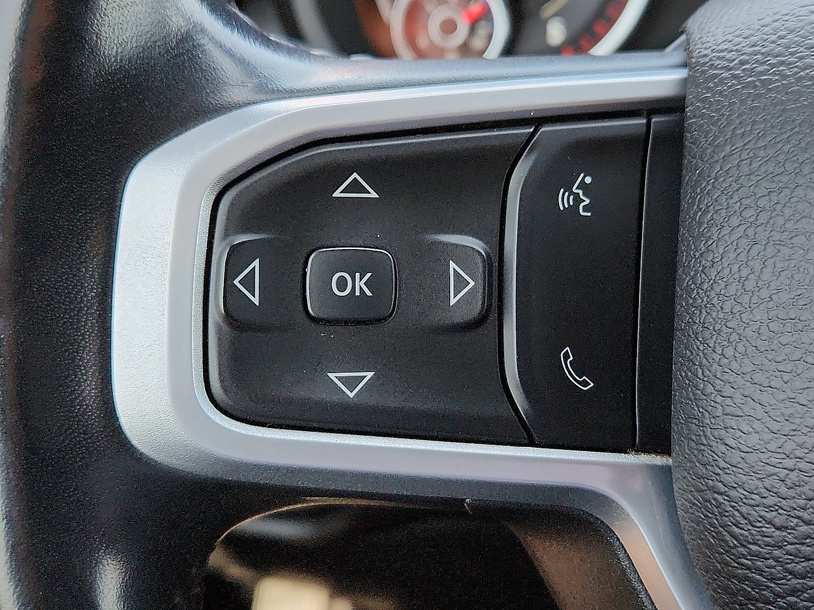 Used 2024 RAM 2500 Big Horn AWD/4WD image 18