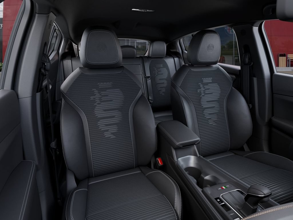 New 2025 Alfa Romeo Tonale AWD/4WD image 16