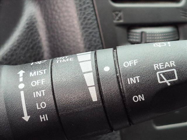 Used 2012 Nissan Versa 1.8 S w/ Plus Pkg FWD image 8