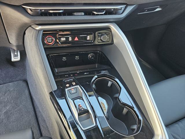 New 2025 Audi SQ5 Premium Plus image 11