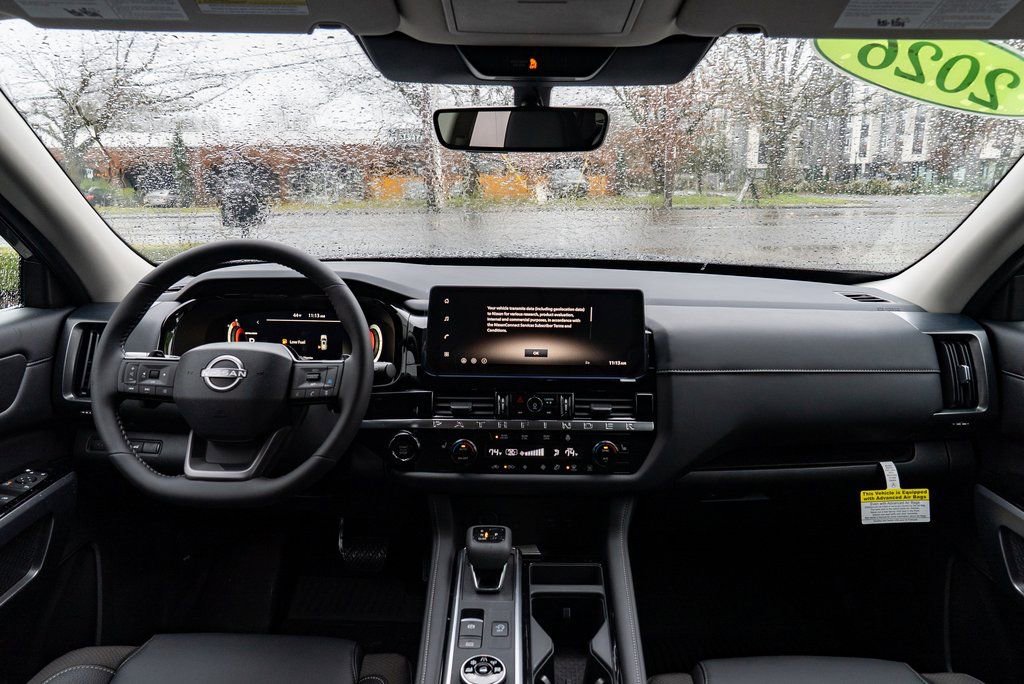 New 2026 Nissan Pathfinder SL image 11