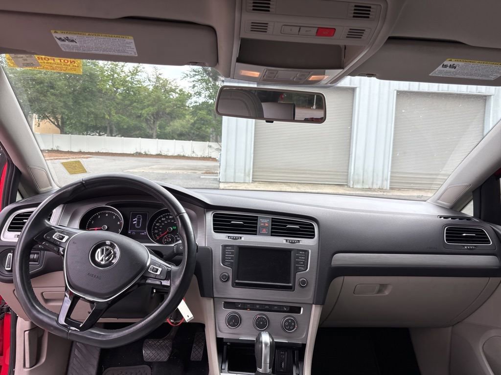 Used 2017 Volkswagen Golf S AWD/4WD image 7