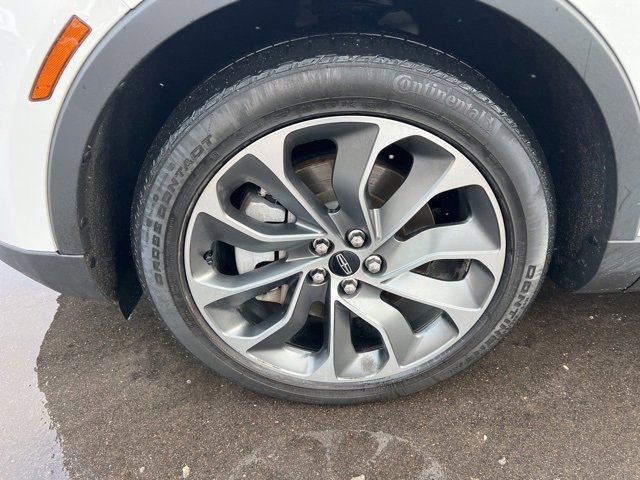 Used 2023 Lincoln Nautilus Reserve image 9