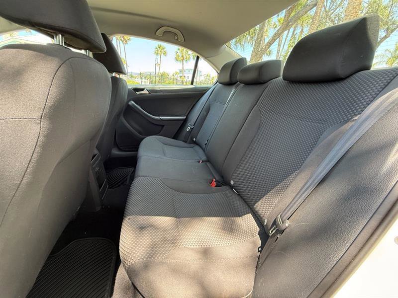 Used 2014 Volkswagen Jetta S FWD image 12