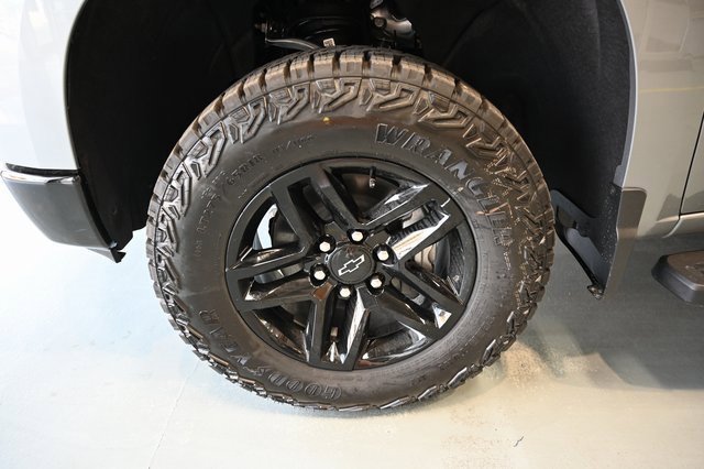 New 2026 Chevrolet Silverado 1500 Custom Trail Boss w/ Dark Appearance Package image 26