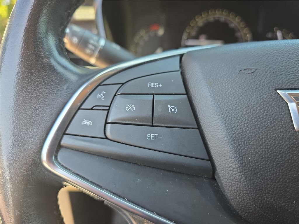 Used 2018 Cadillac XT5 Premium Luxury w/ Driver Assist Package FWD image 24