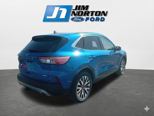 Used 2020 Ford Escape Titanium image 11
