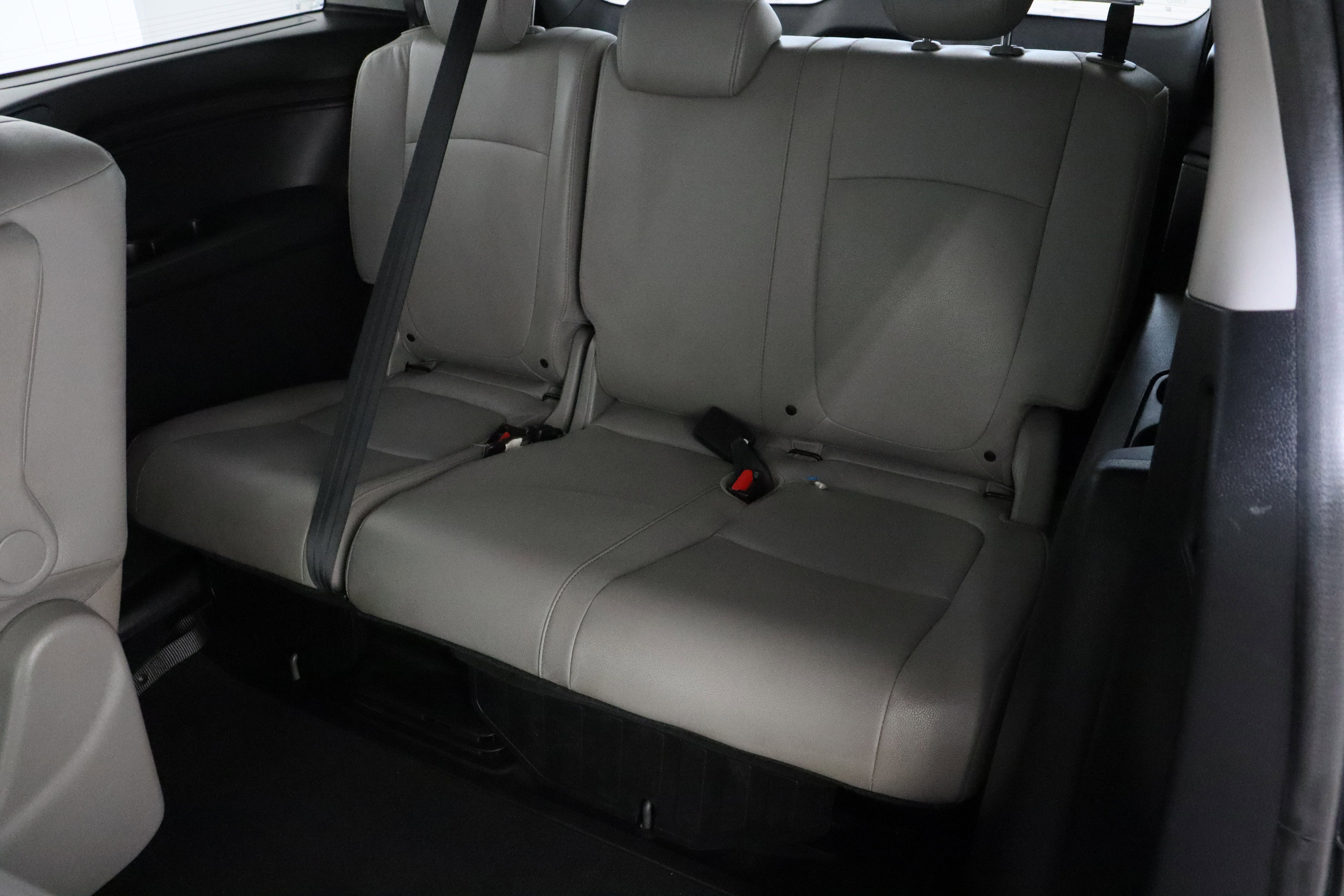 Used 2019 Honda Odyssey EX-L image 34