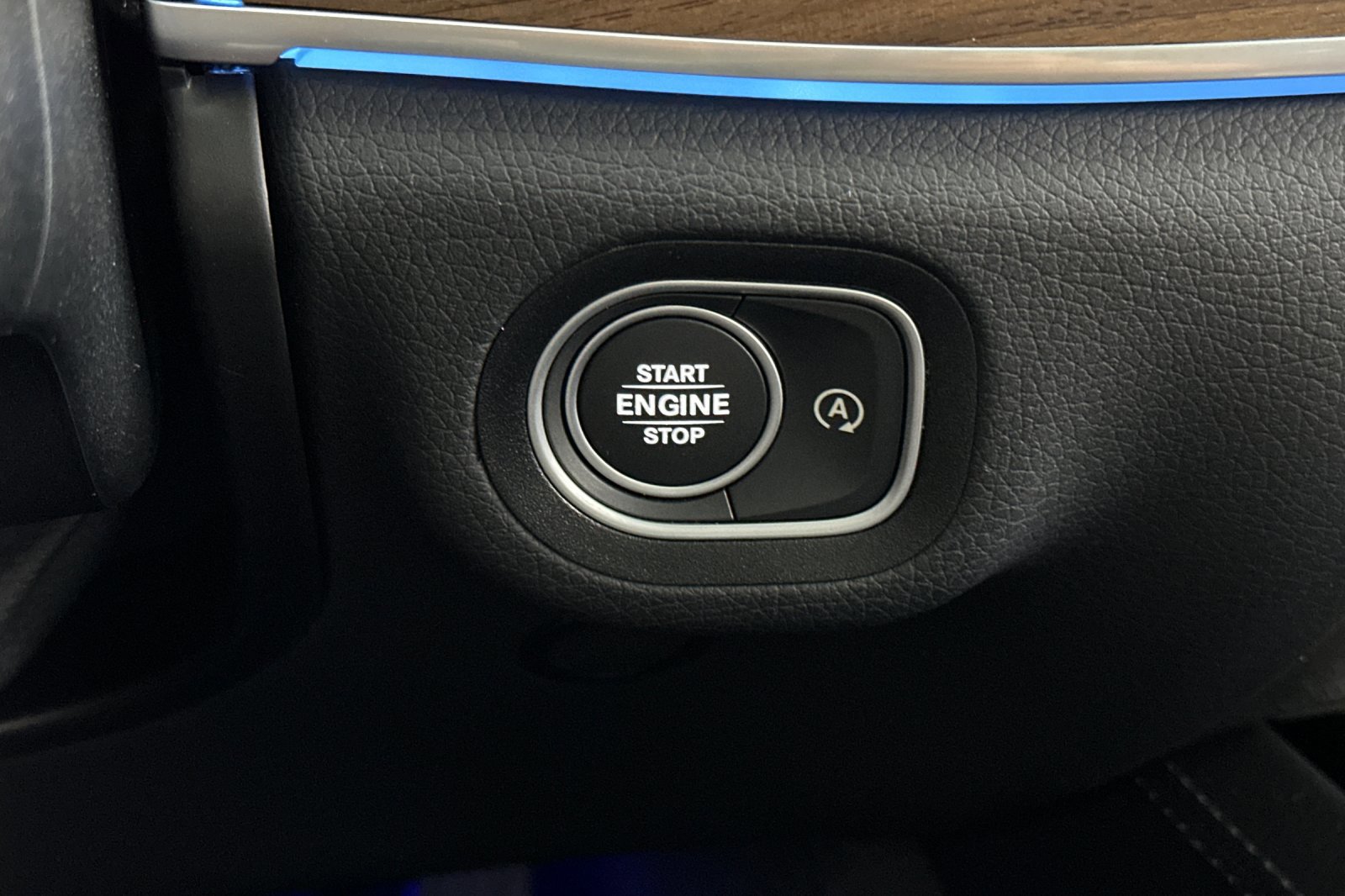 Certified 2025 Mercedes-Benz GLE 350 4MATIC image 25