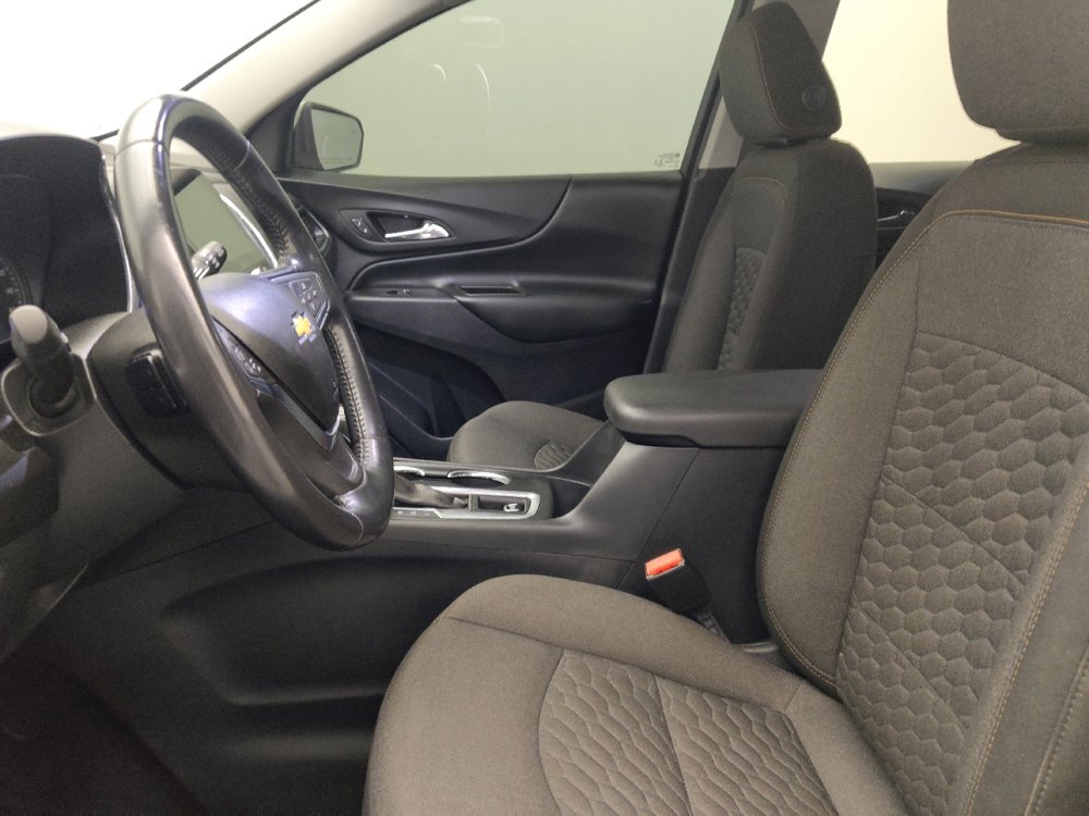 Used 2020 Chevrolet Equinox LT FWD image 17