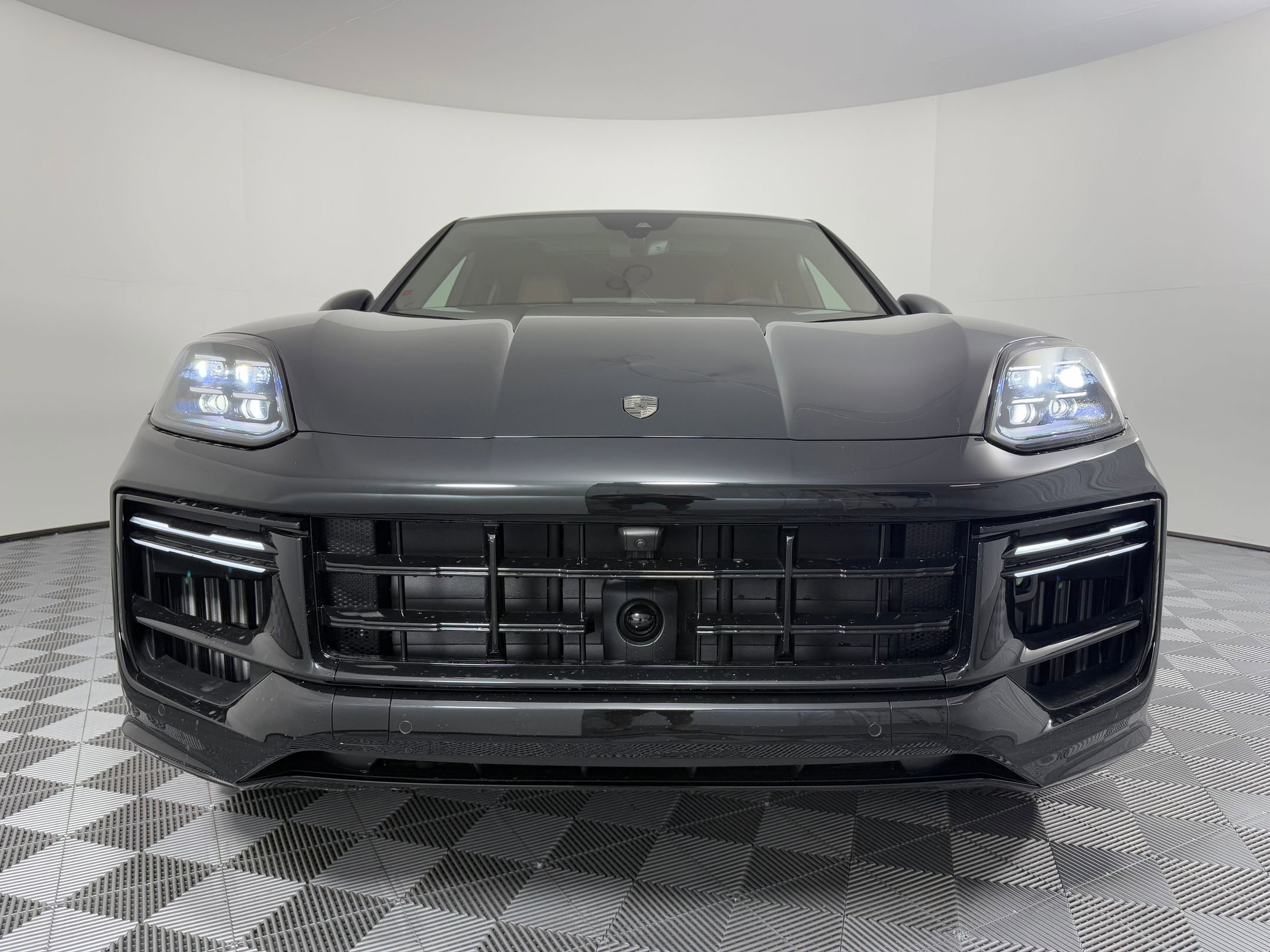 New 2026 Porsche Cayenne Turbo image 6
