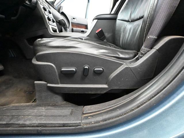 Used 2010 Ford Flex SEL image 23