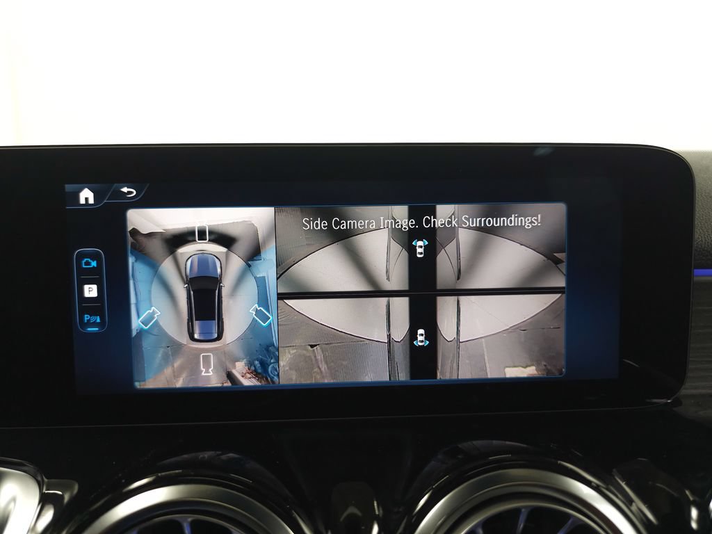 Certified 2026 Mercedes-Benz GLB 250 4MATIC image 18