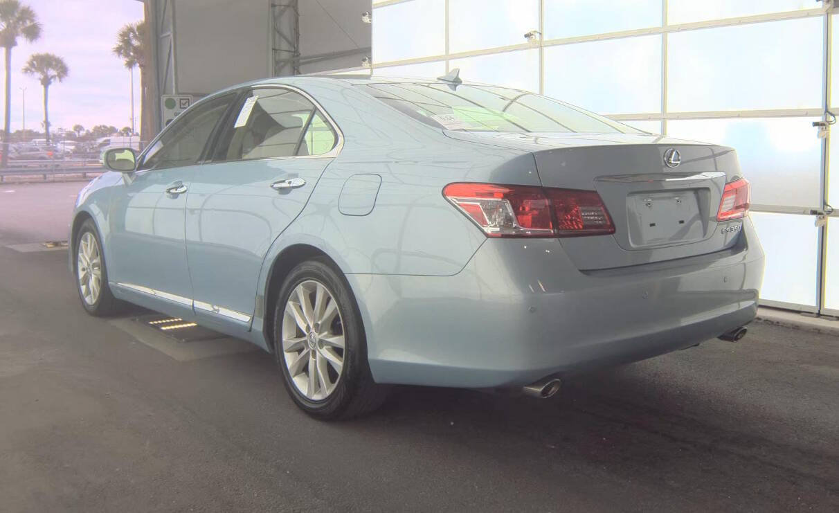 Used 2011 Lexus ES 350 FWD image 3