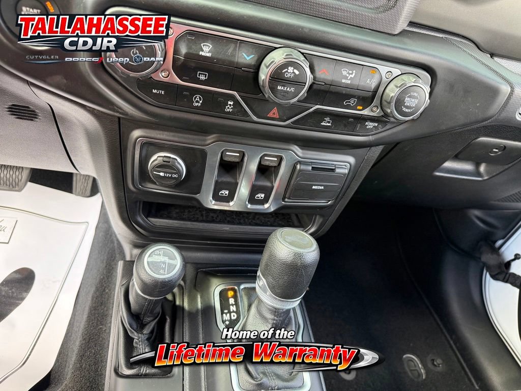 Used 2022 Jeep Wrangler Sport AWD/4WD image 26