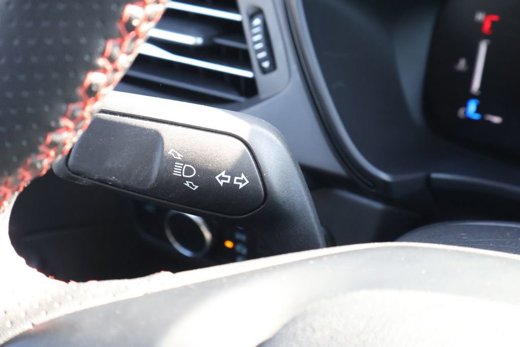 Used 2024 Ford Escape ST-Line image 23