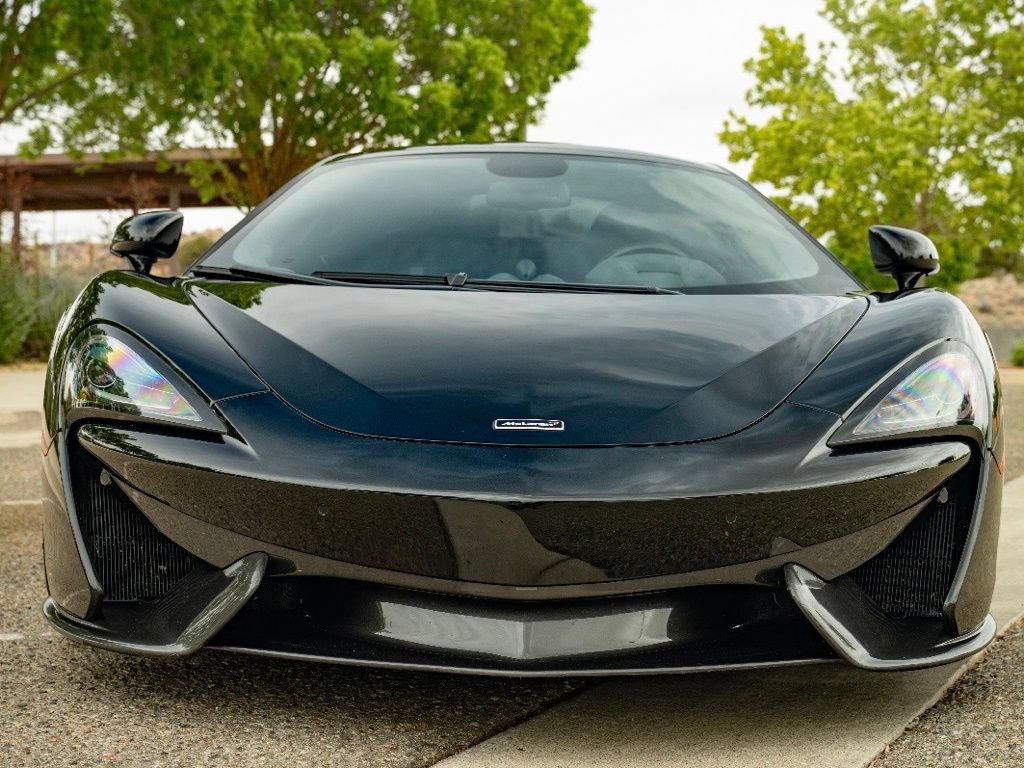 Used 2017 McLaren 570S RWD image 10