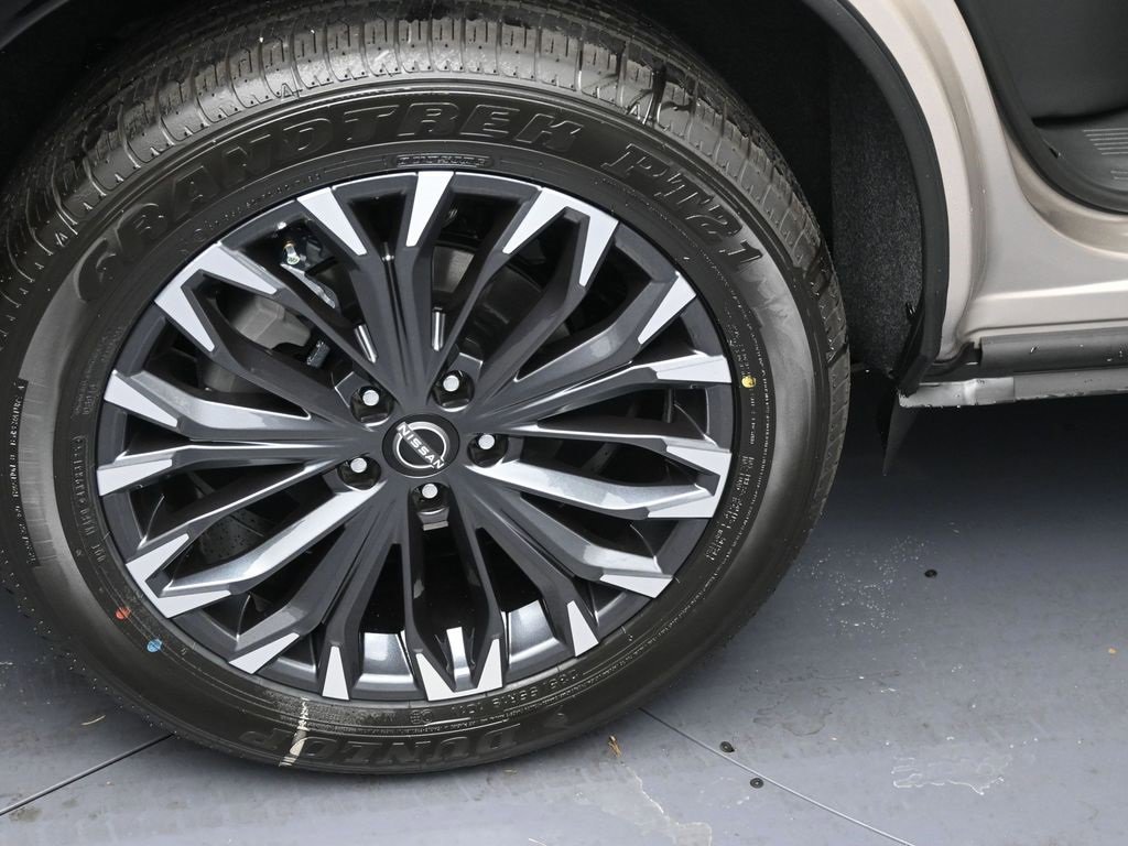 New 2026 Nissan Rogue Platinum image 5