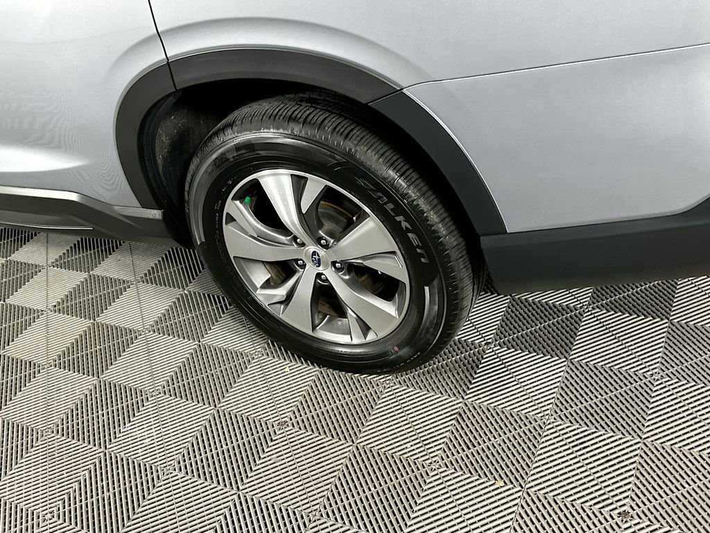 Certified 2025 Subaru Ascent Premium w/ Premium Package image 39