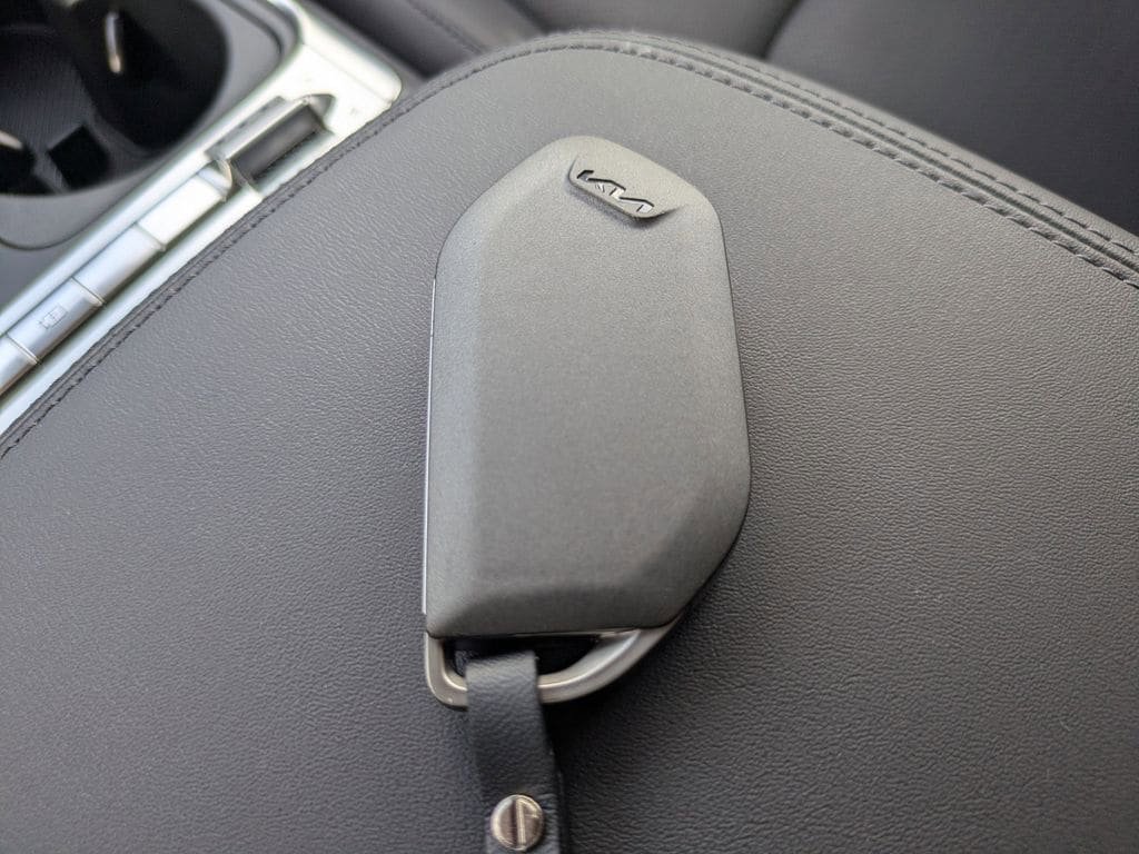 Used 2025 Kia Carnival SX Prestige image 30