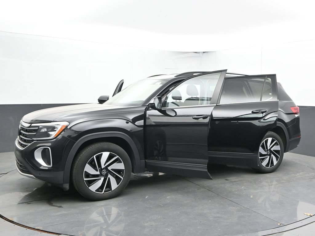 Used 2024 Volkswagen Atlas SE AWD/4WD image 57