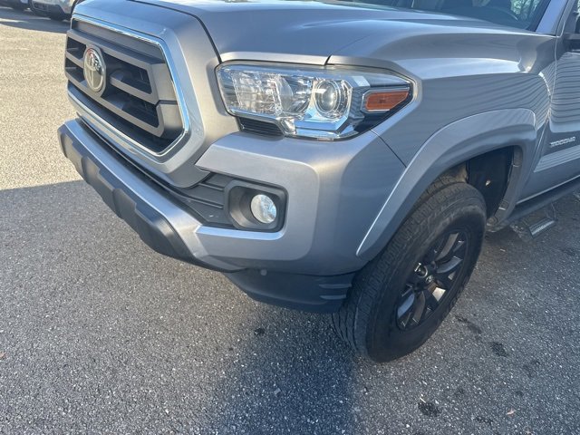 Used 2020 Toyota Tacoma SR5 image 9