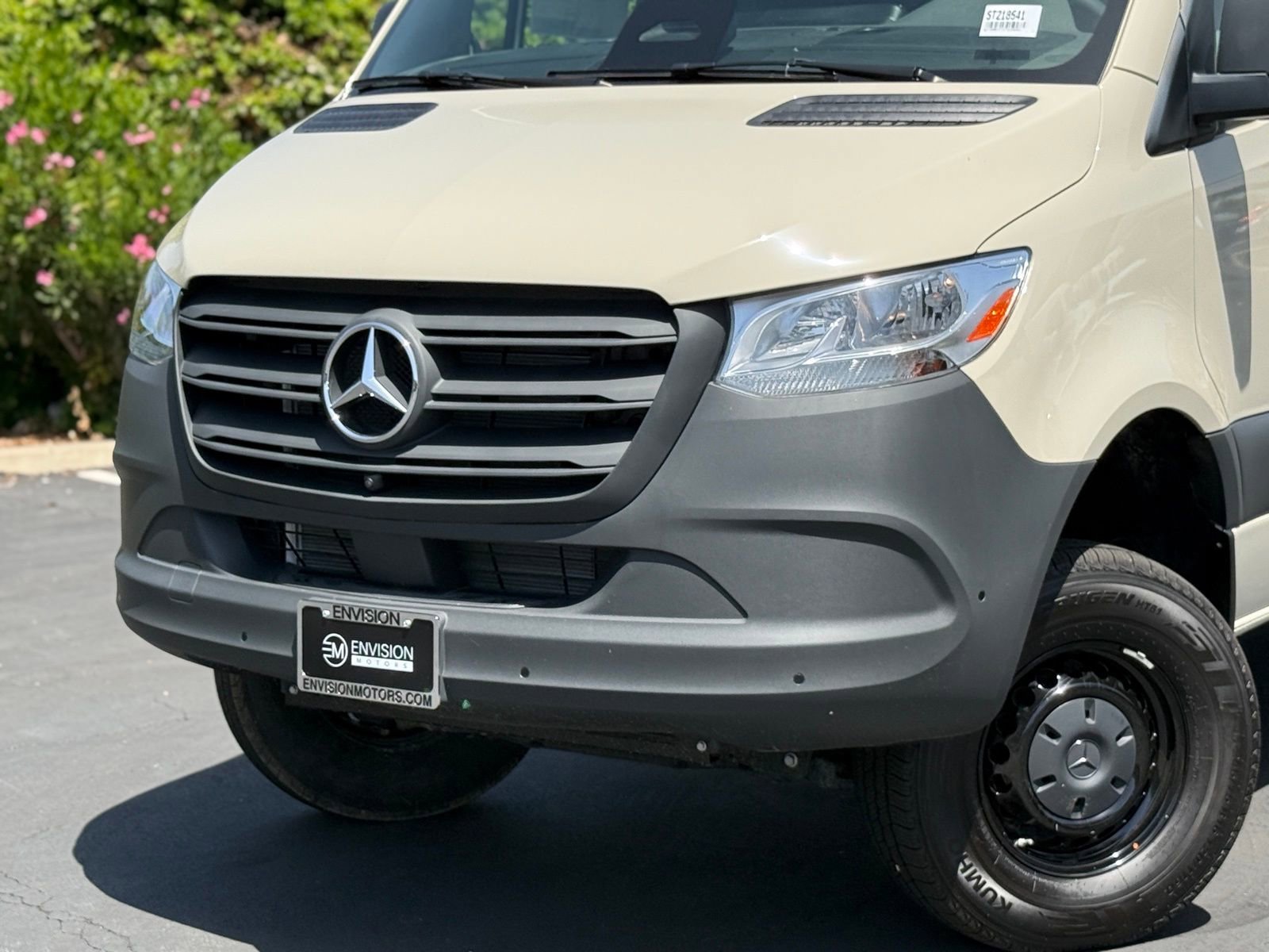 New 2025 Mercedes-Benz Sprinter 2500 image 3