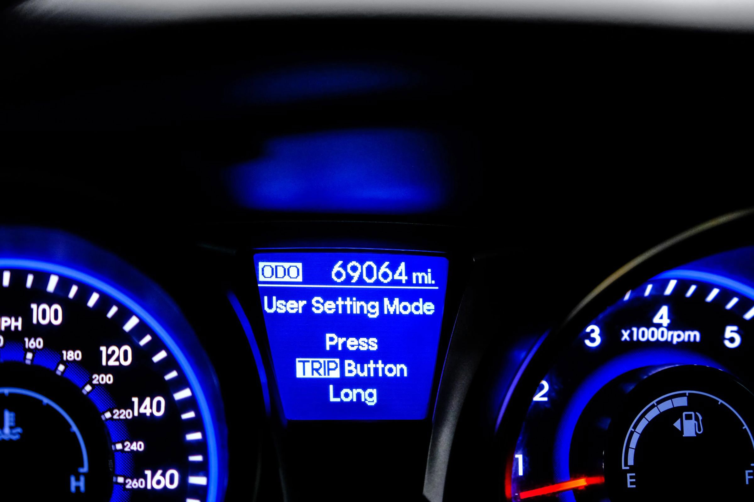 Used 2016 Hyundai Genesis Coupe 3.8 image 24