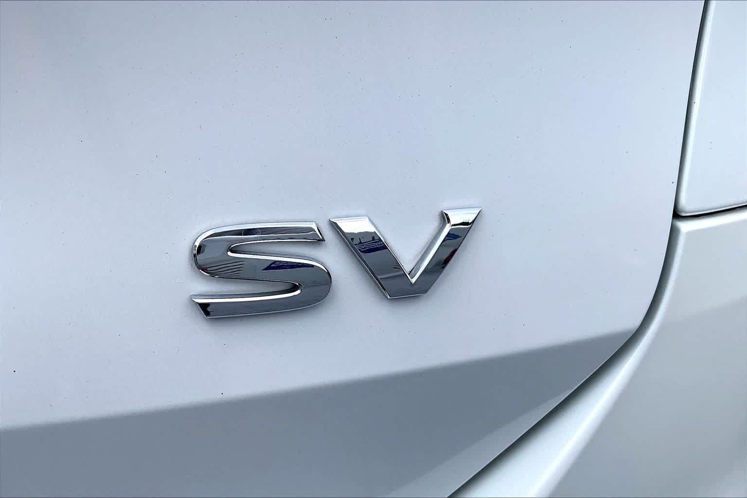 Used 2016 Nissan Rogue SV FWD image 10