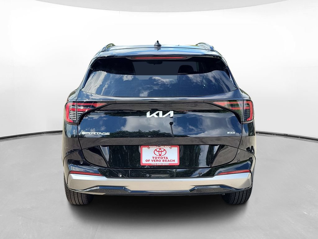 Certified 2026 Kia Sportage SX AWD/4WD image 5