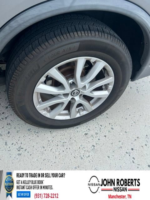 Used 2018 Nissan Rogue SV FWD image 21