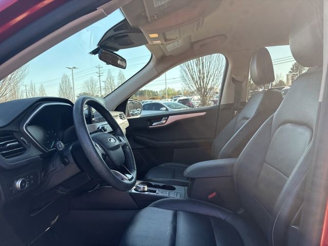 Used 2020 Ford Escape SEL image 11